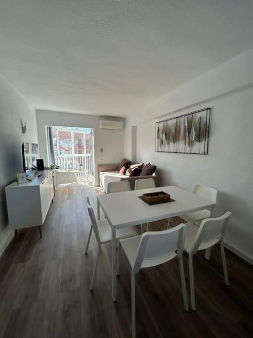 Atico C/Vistas, Recep 24H, Piscinas Y Parking Apartman Benalmádena Kültér fotó