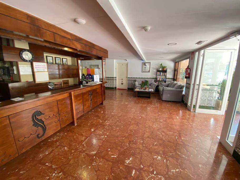 Atico C/Vistas, Recep 24H, Piscinas Y Parking Apartman Benalmádena Kültér fotó
