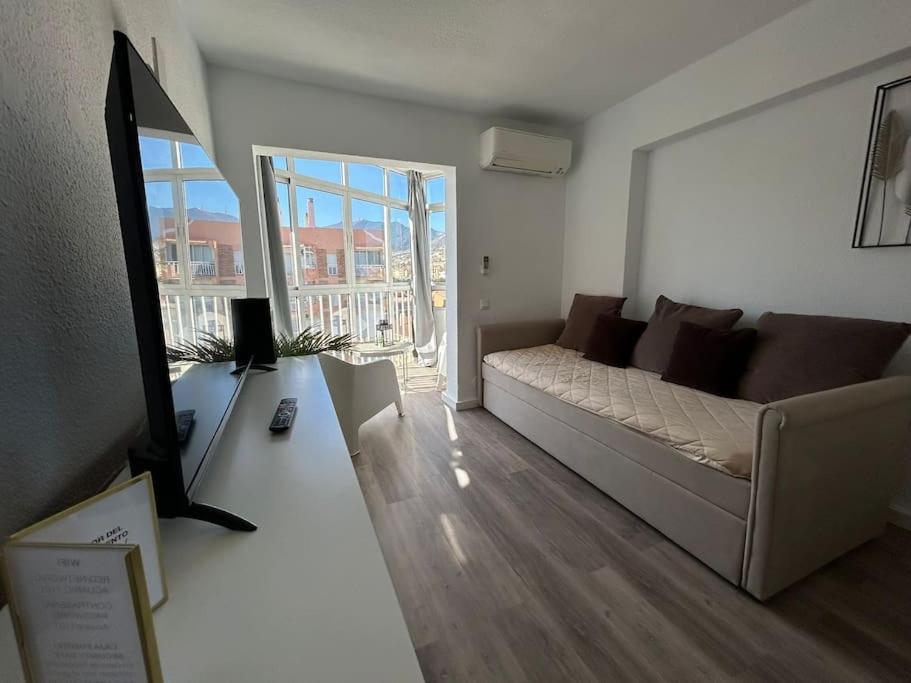 Atico C/Vistas, Recep 24H, Piscinas Y Parking Apartman Benalmádena Kültér fotó