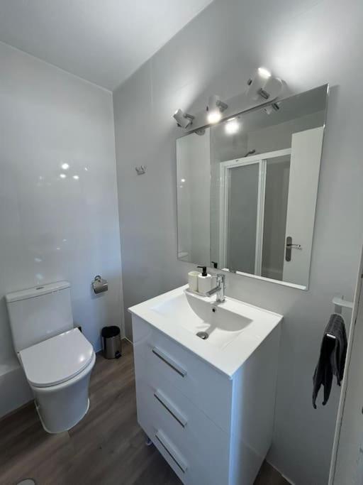 Atico C/Vistas, Recep 24H, Piscinas Y Parking Apartman Benalmádena Kültér fotó