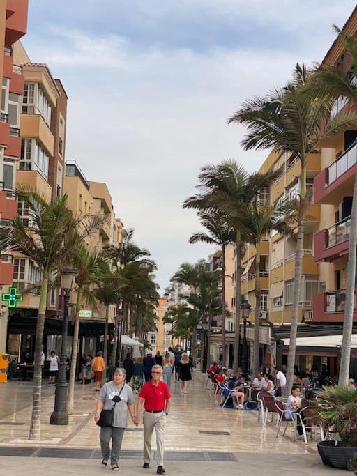 Atico C/Vistas, Recep 24H, Piscinas Y Parking Apartman Benalmádena Kültér fotó