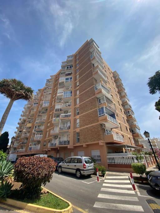 Atico C/Vistas, Recep 24H, Piscinas Y Parking Apartman Benalmádena Kültér fotó
